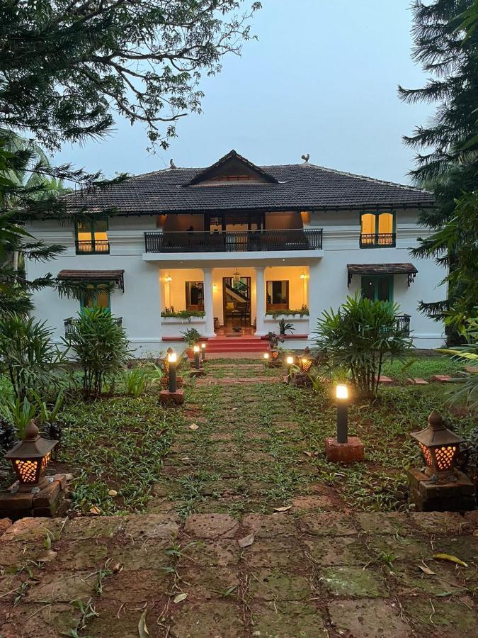 Island House Goa Hotel Goltim Bagian luar foto
