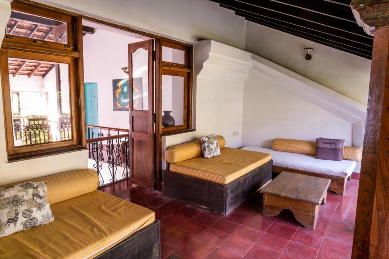 Island House Goa Hotel Goltim Bagian luar foto