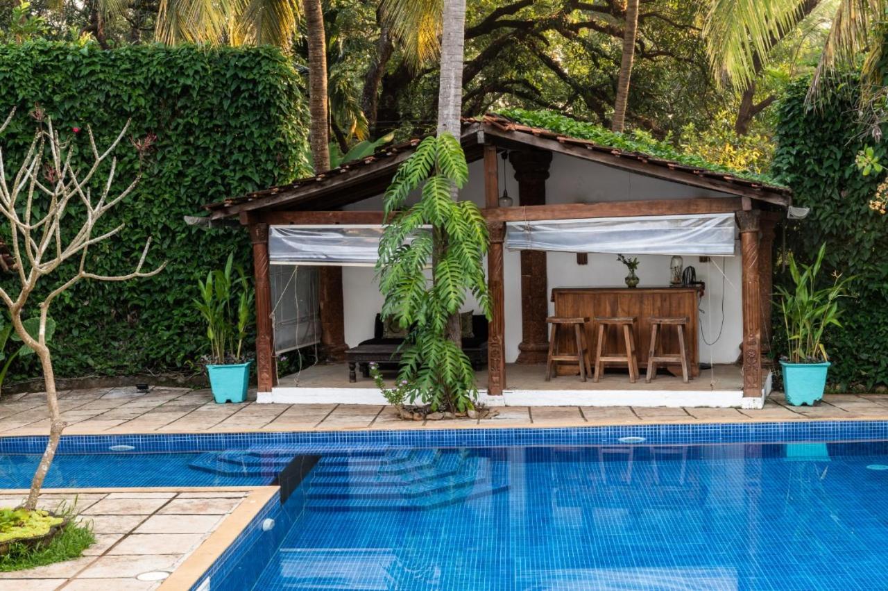 Island House Goa Hotel Goltim Bagian luar foto