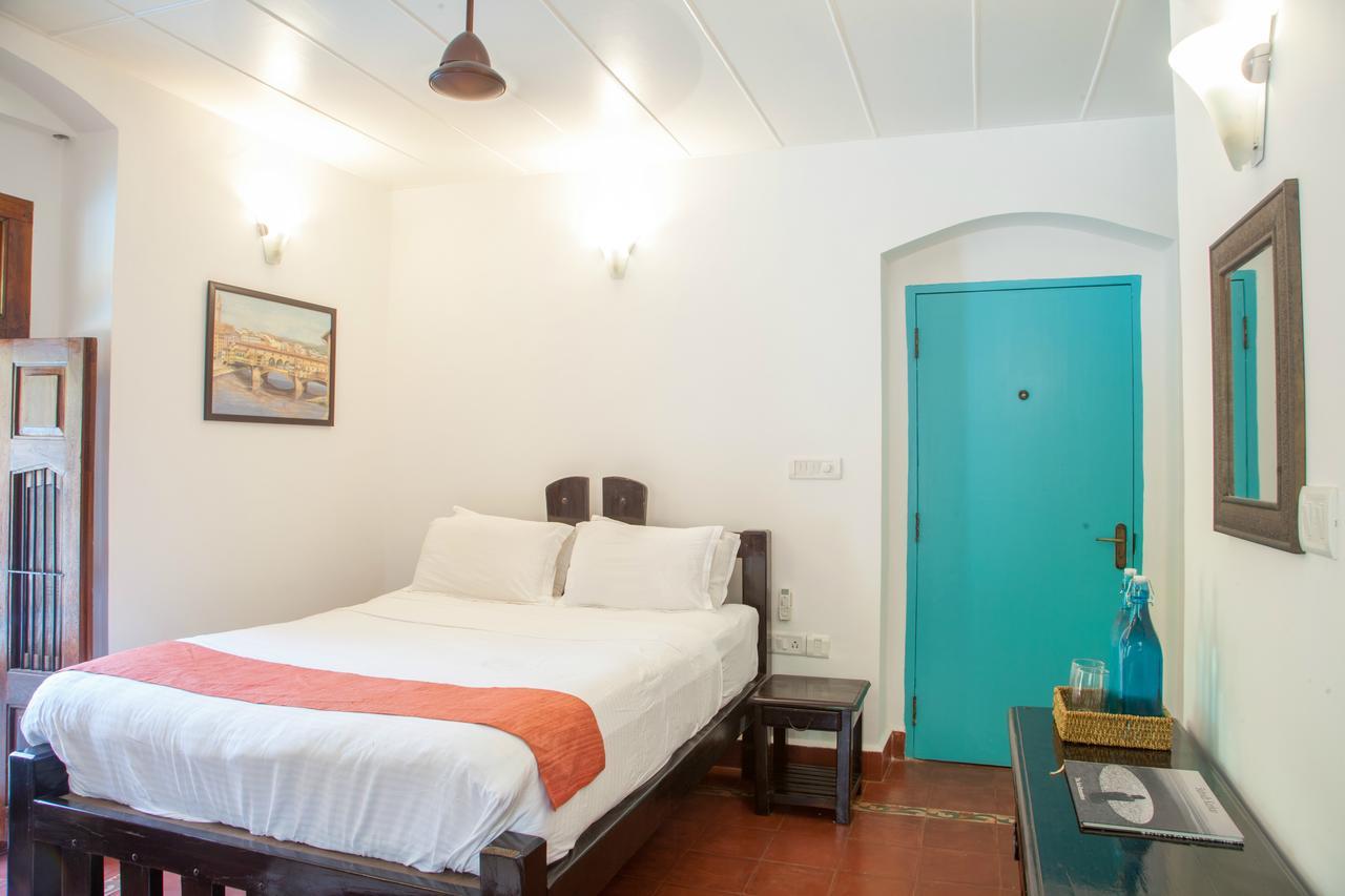 Island House Goa Hotel Goltim Bagian luar foto